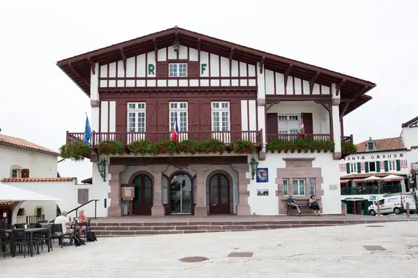 Monte Escalier Domicile Installation Monte escalier Bidart