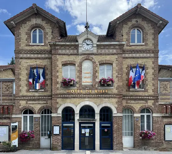 Monte Escalier Domicile Installation Monte escalier Noisiel