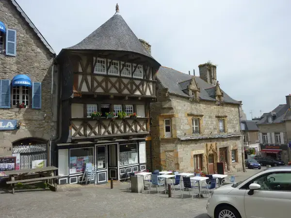 Monte Escalier Domicile Installation Monte escalier Saint-Renan